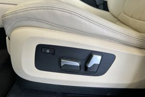 BMW X5 esikatselu 17