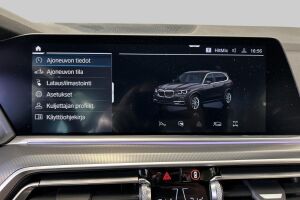 BMW X5 esikatselu 32