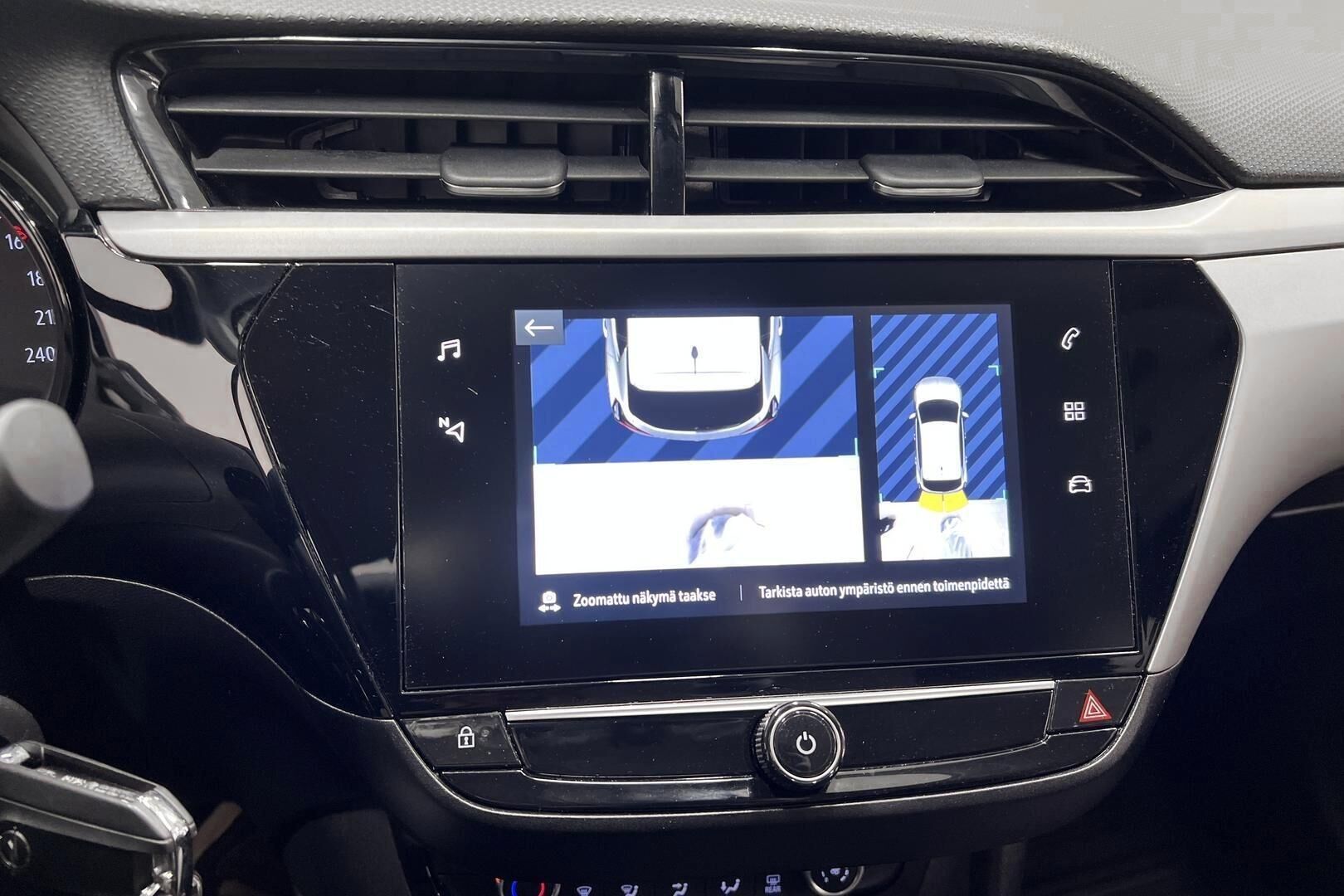 Opel Corsa iso kuva 9