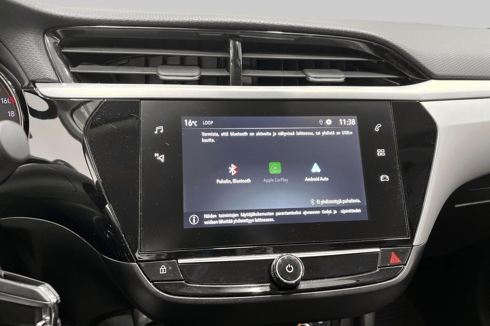 Opel Corsa iso kuva 11