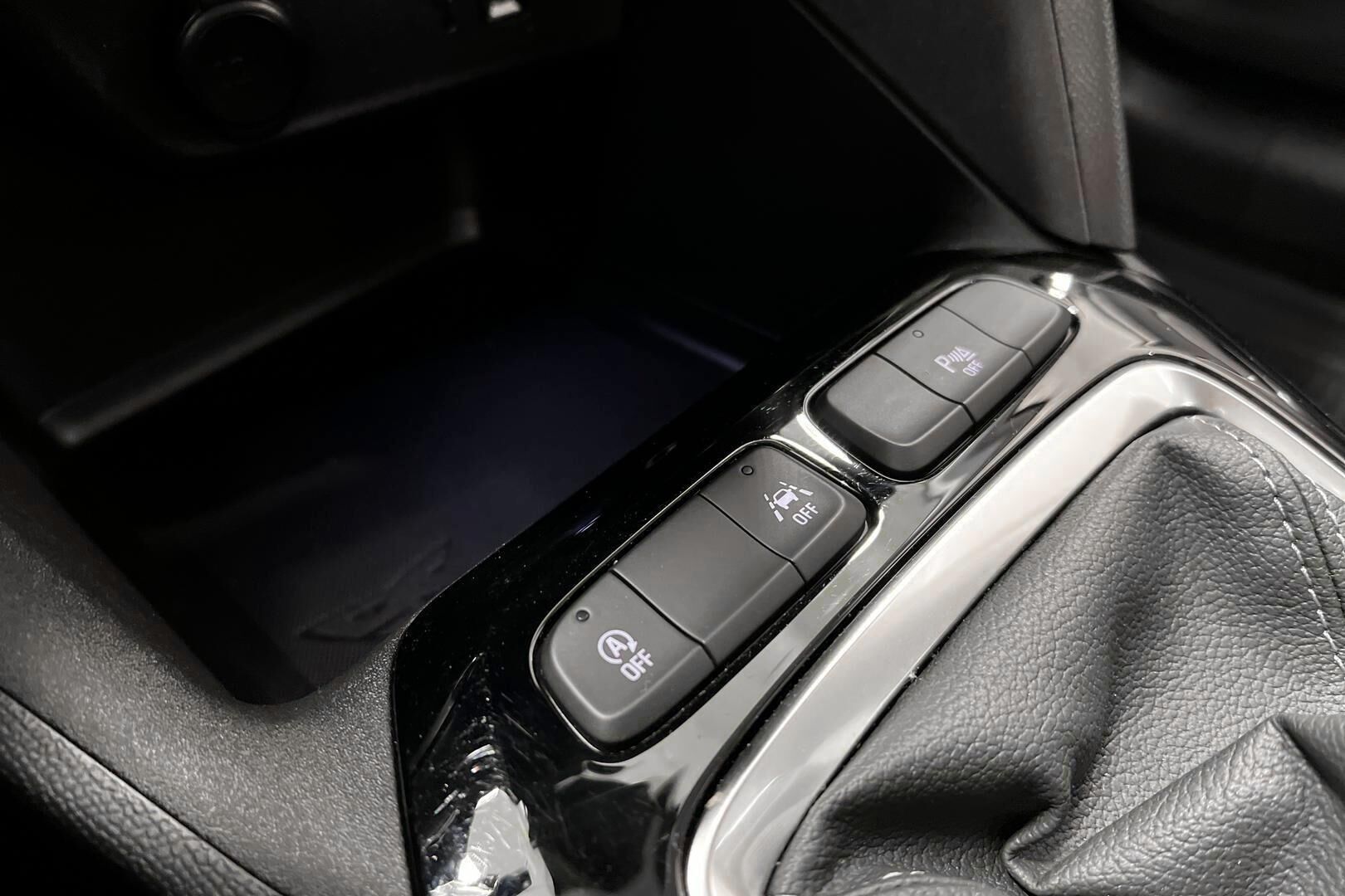 Opel Corsa iso kuva 13