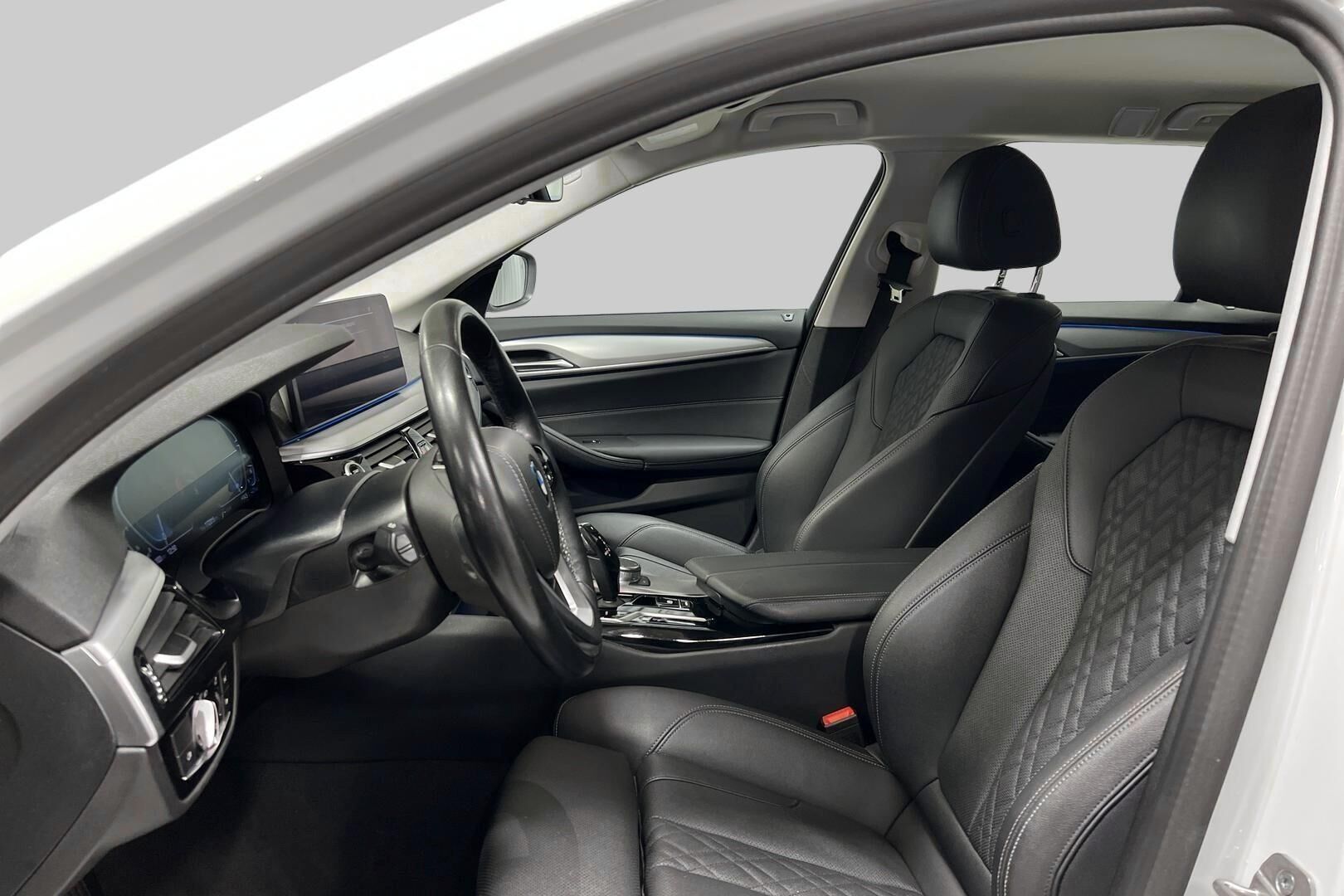 BMW 5-sarja iso kuva 8