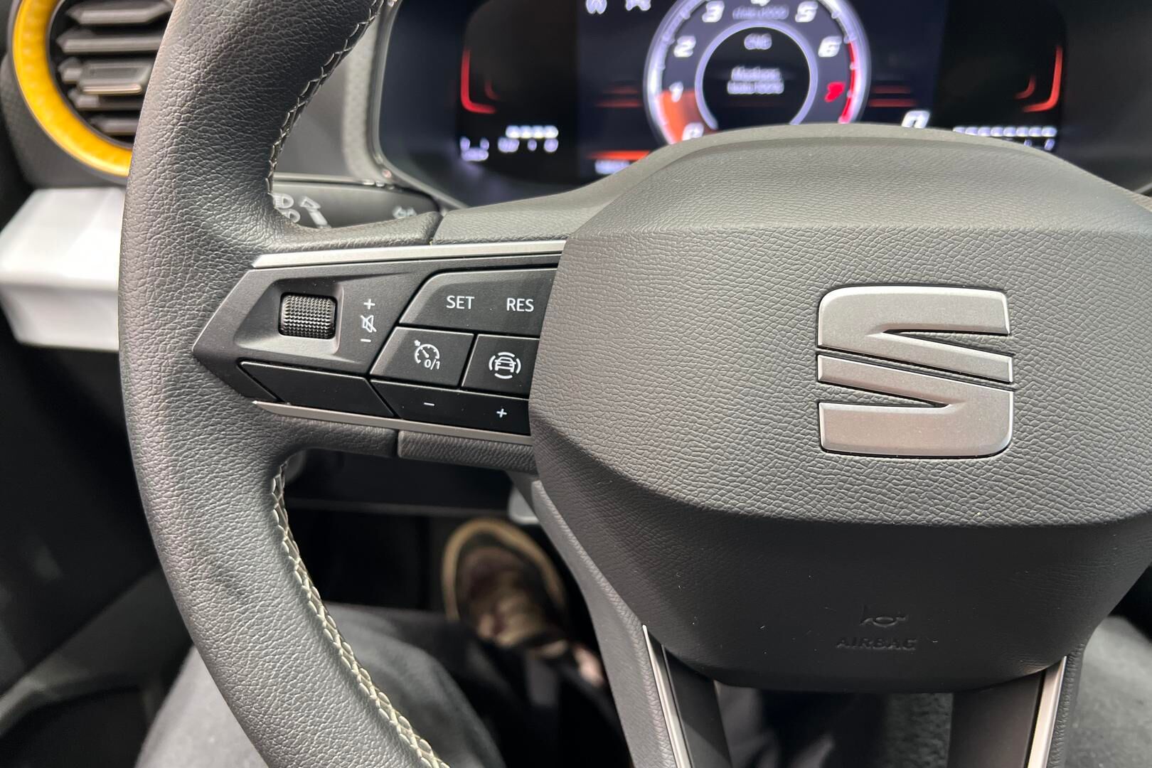 Seat Ibiza iso kuva 21