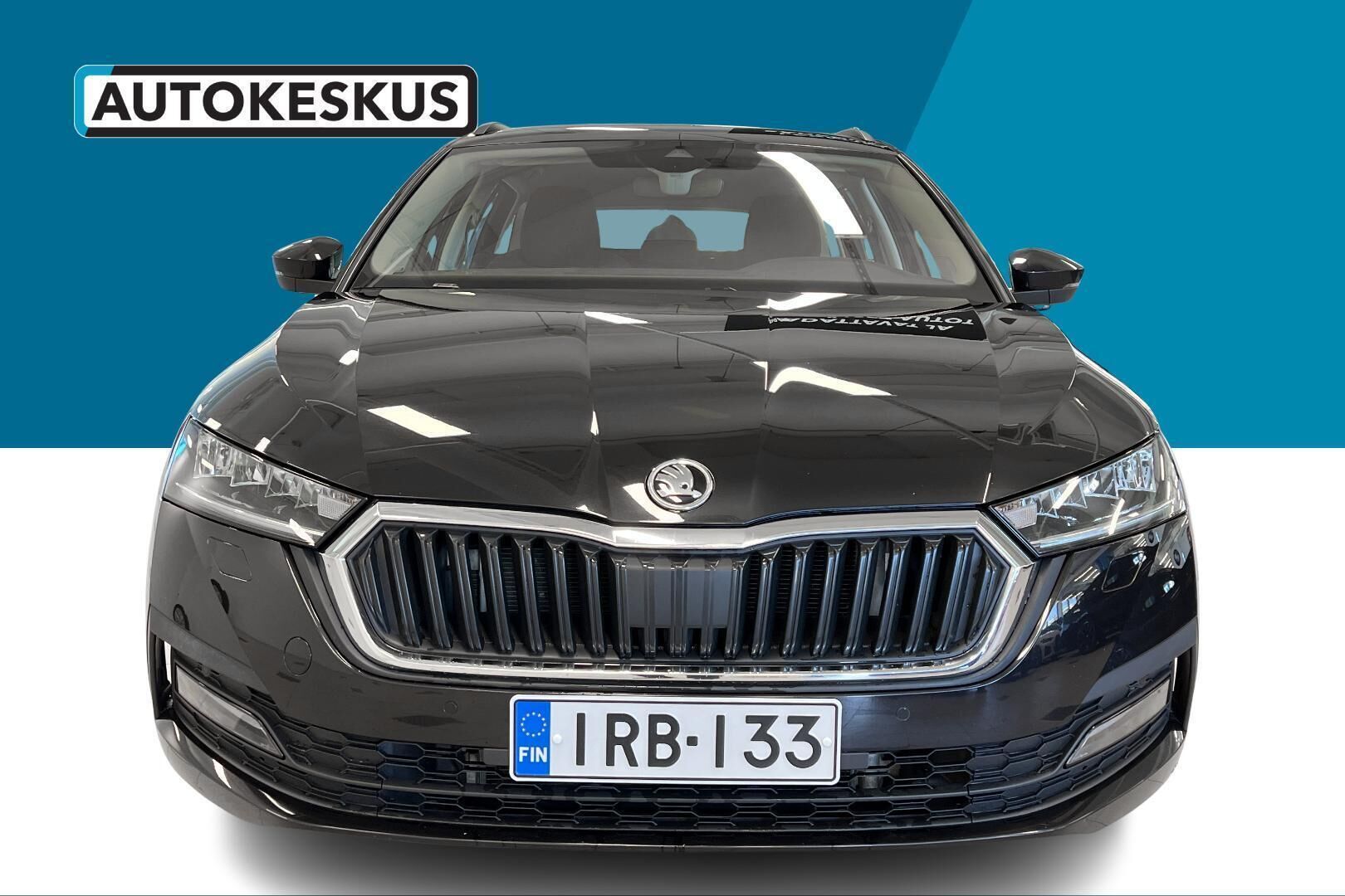 Skoda Octavia iso kuva 2