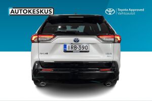Toyota RAV4 Plug-in esikatselu 5