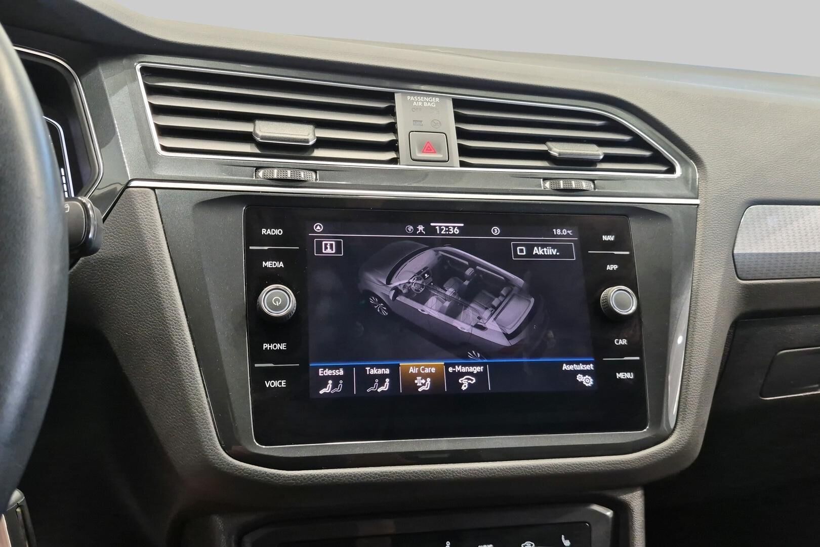 Volkswagen Tiguan iso kuva 21