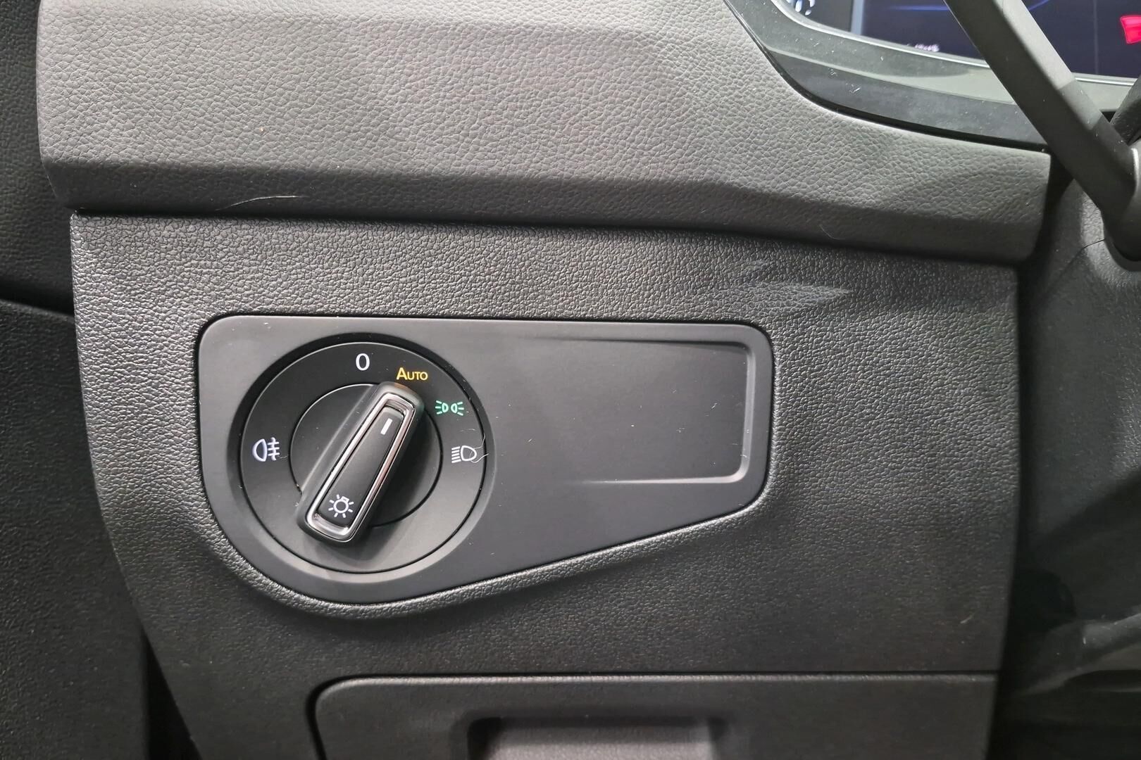 Volkswagen Tiguan iso kuva 28