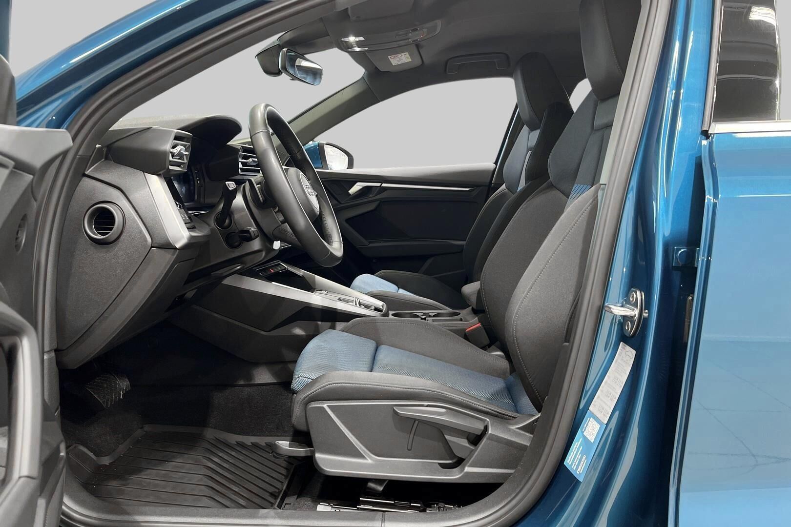 Audi A3 iso kuva 9