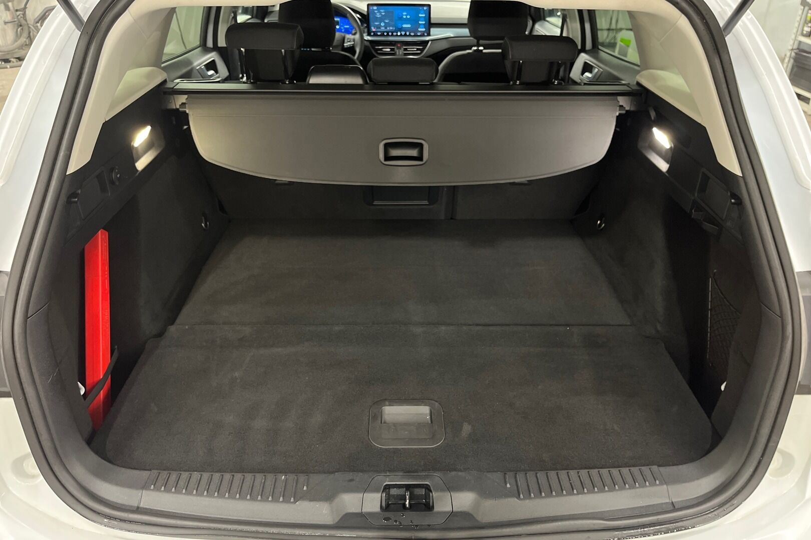 Ford Focus iso kuva 9