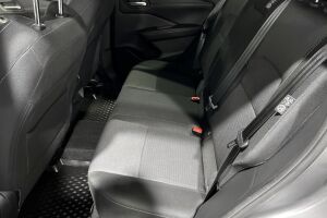 Nissan Qashqai esikatselu 10