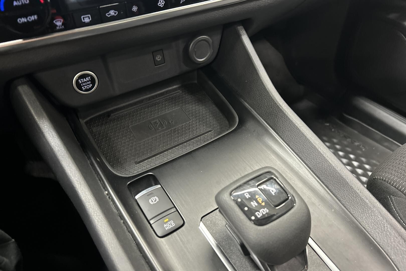 Nissan Qashqai iso kuva 20