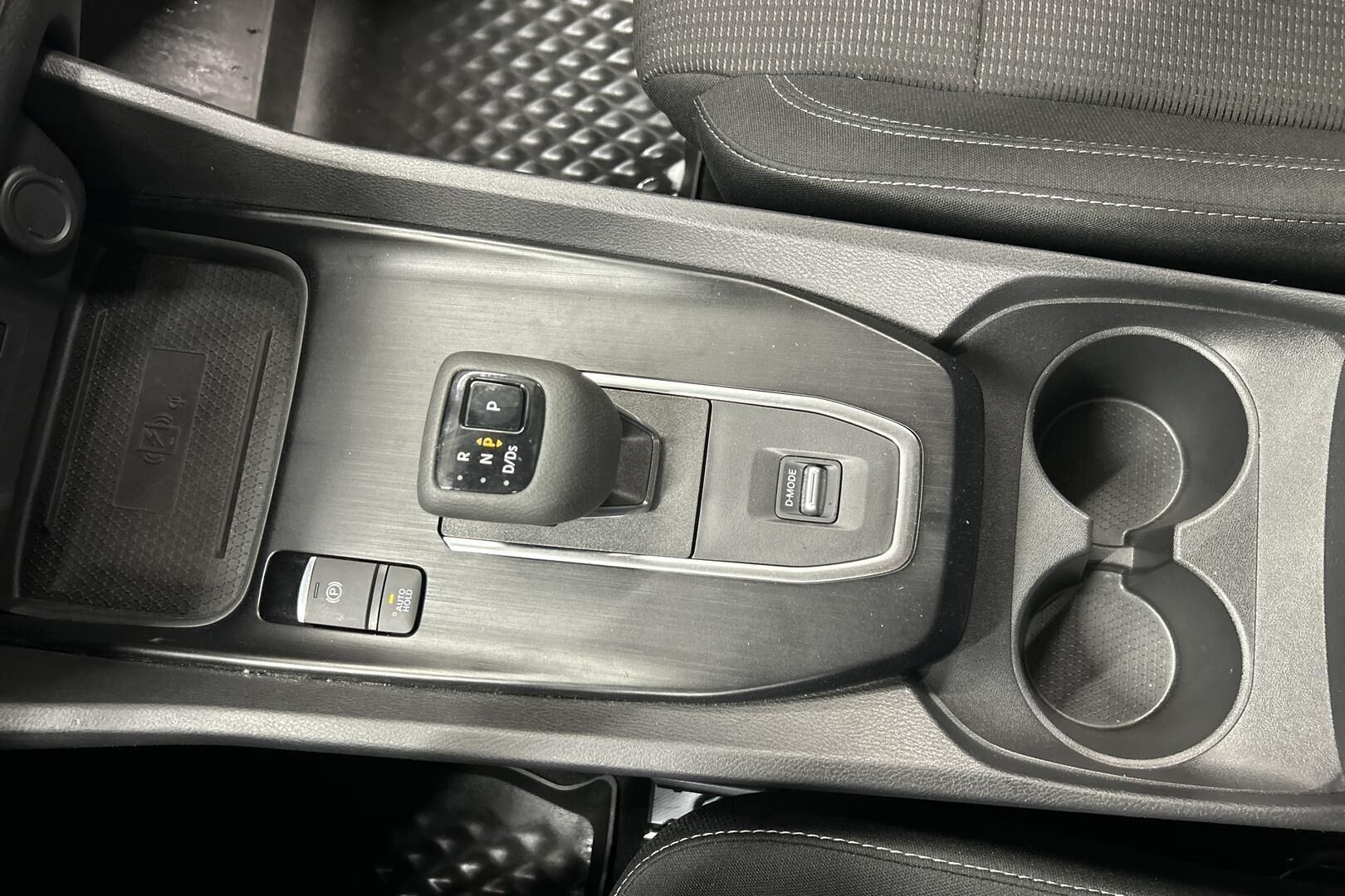 Nissan Qashqai iso kuva 21