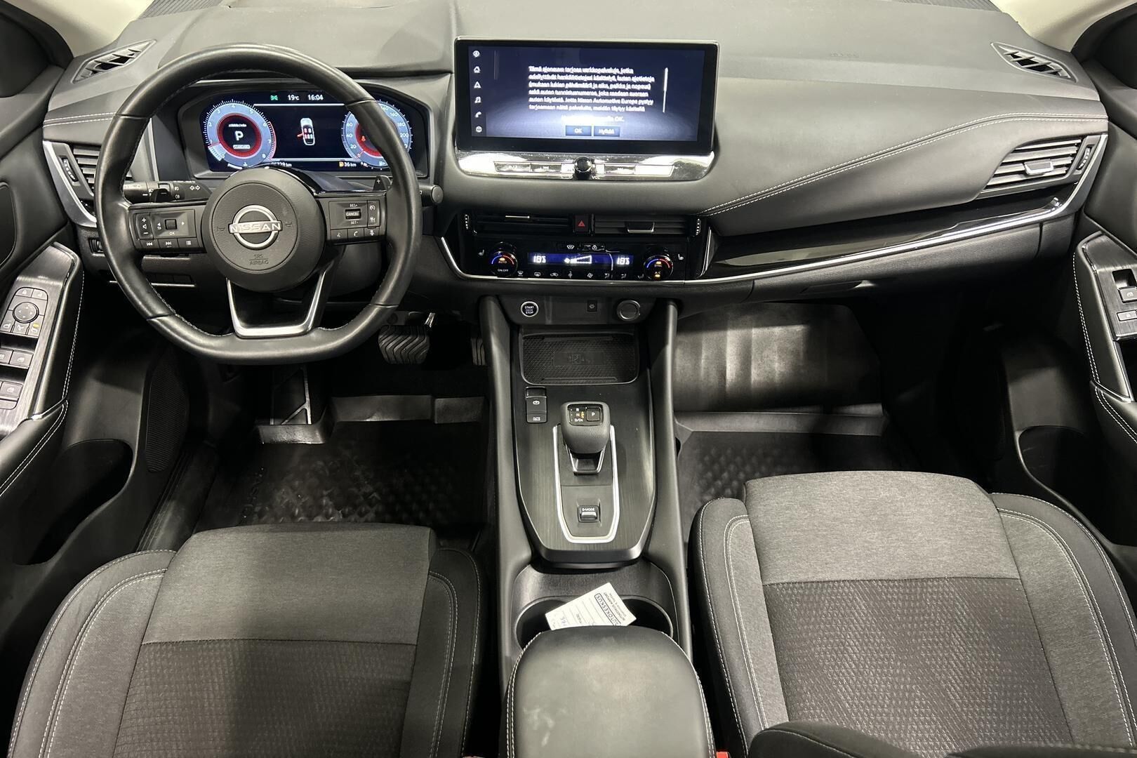 Nissan Qashqai iso kuva 10