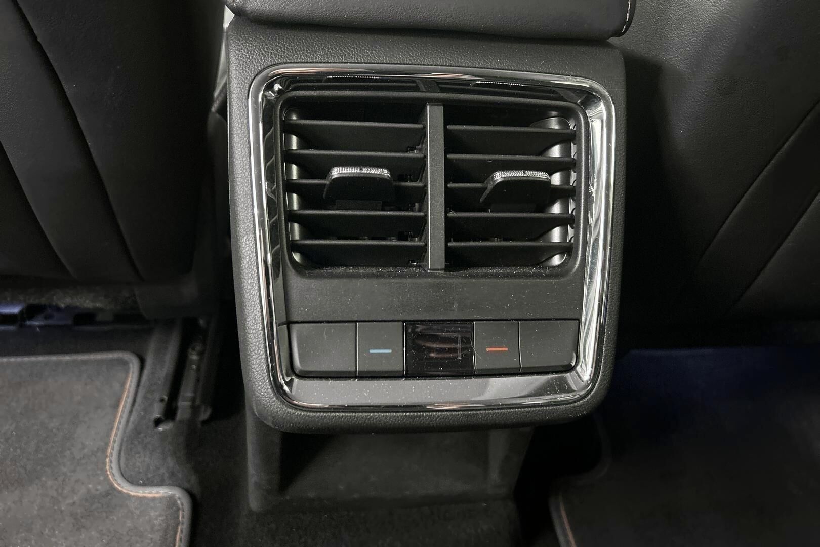 Skoda Enyaq iso kuva 22