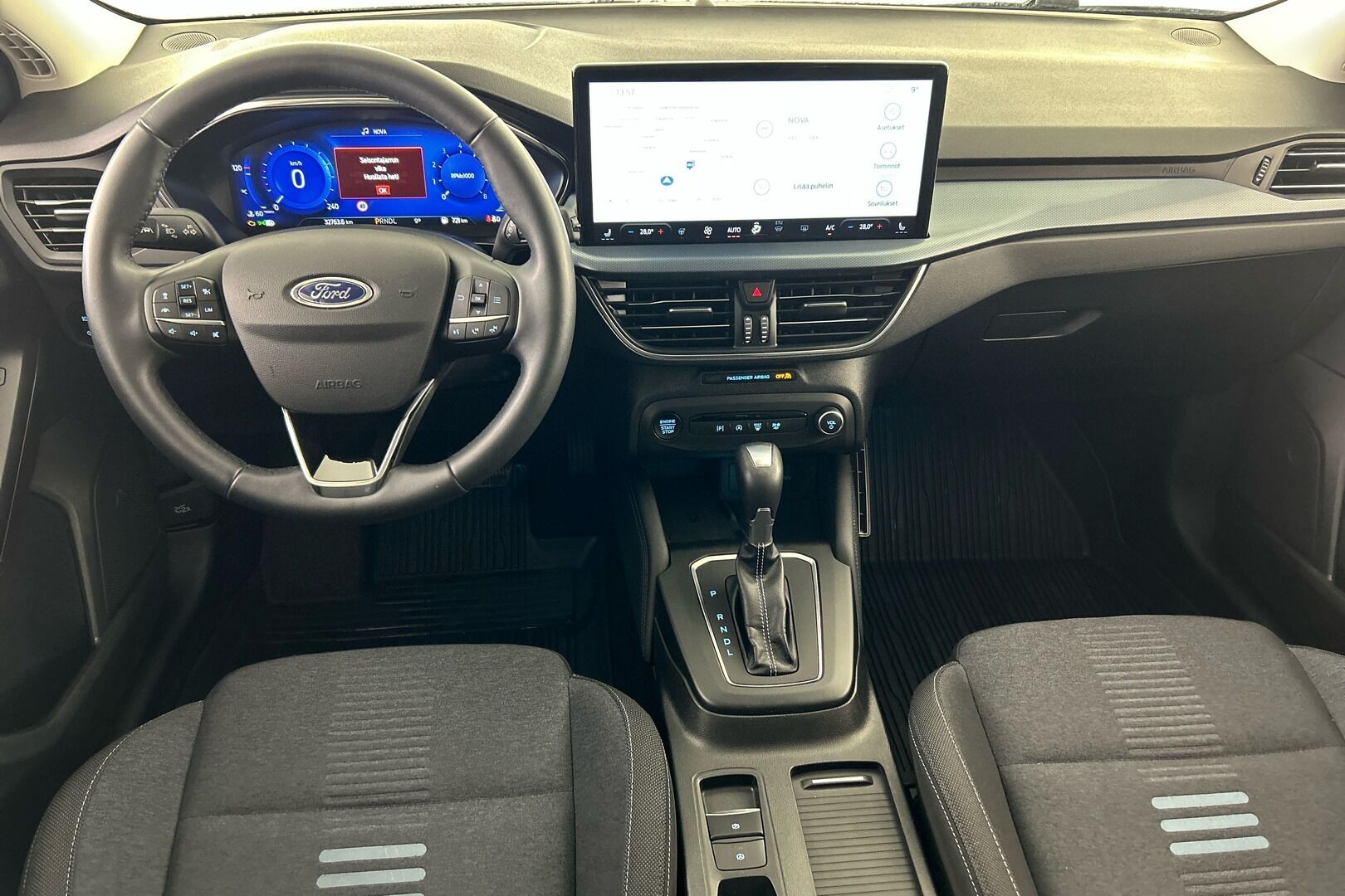 Ford Focus iso kuva 12