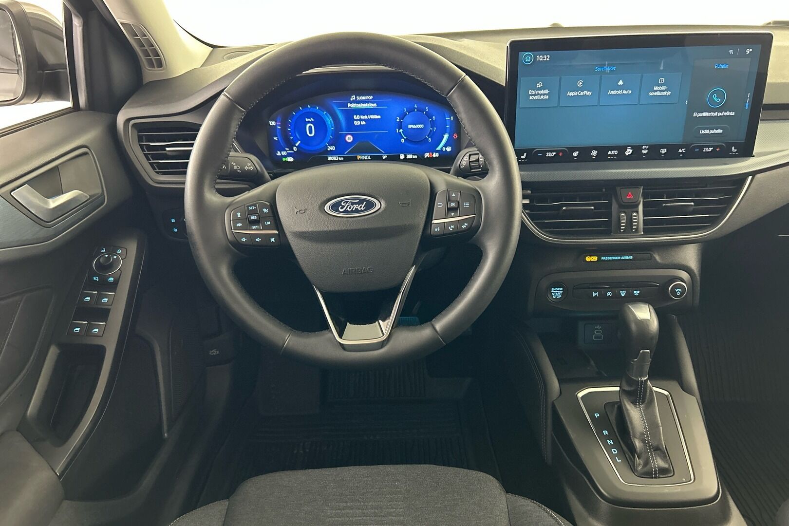 Ford Focus iso kuva 24