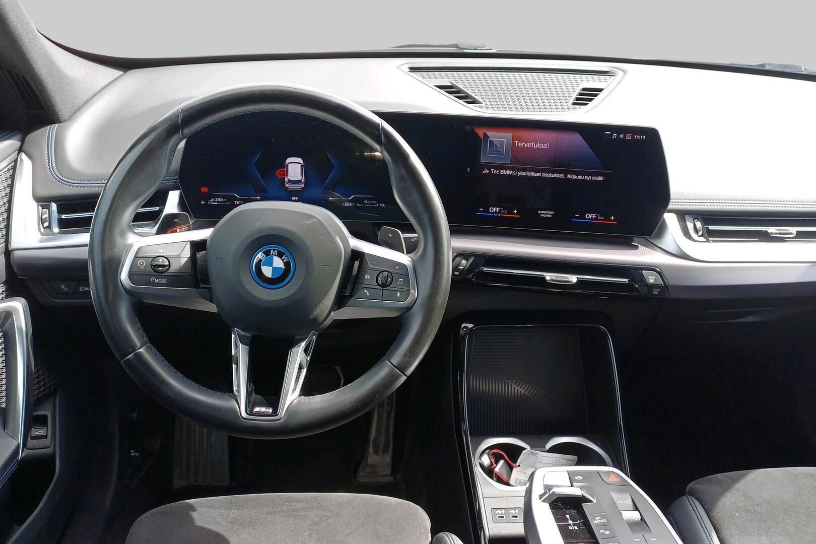 BMW X1 iso kuva 2