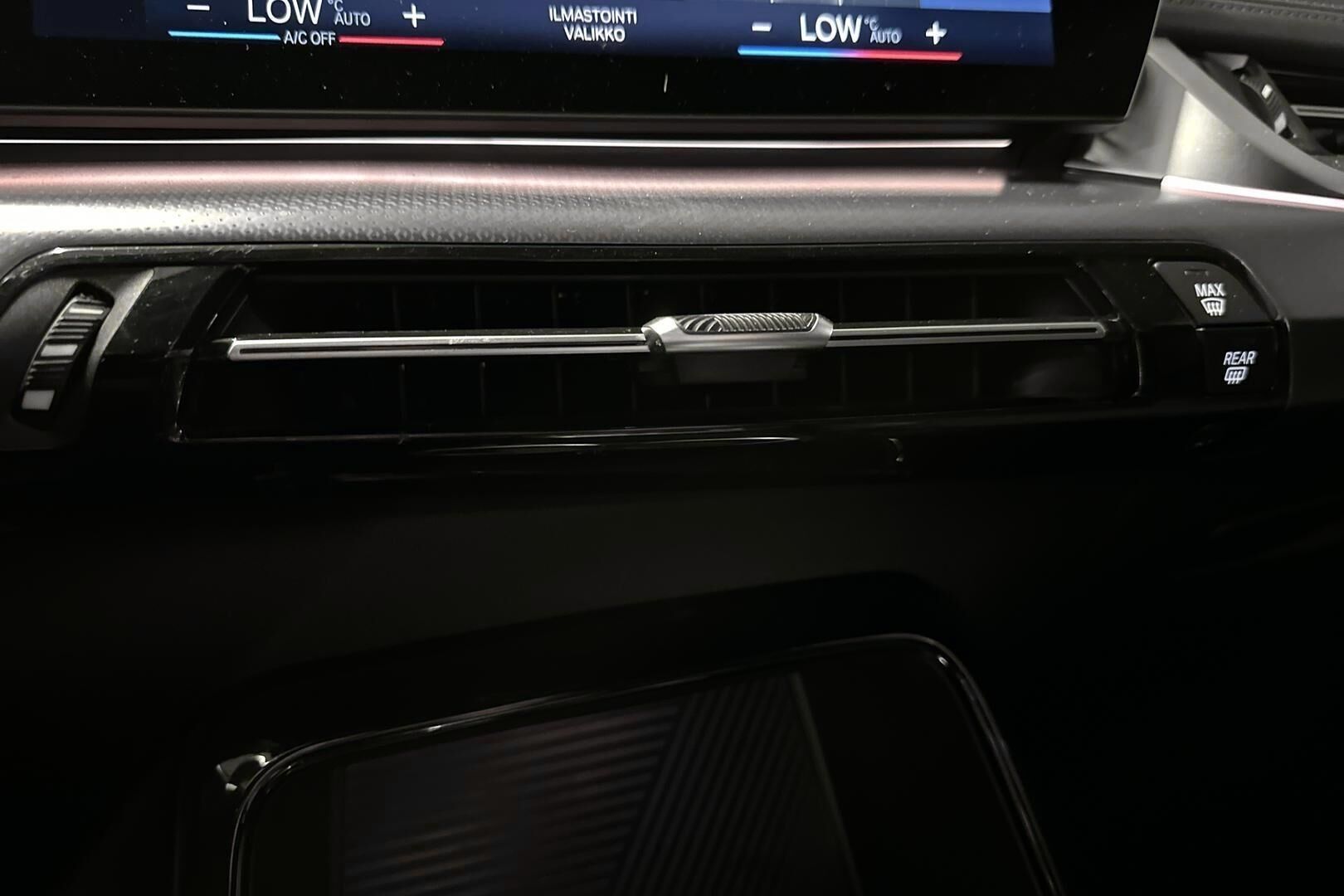 BMW X1 iso kuva 22