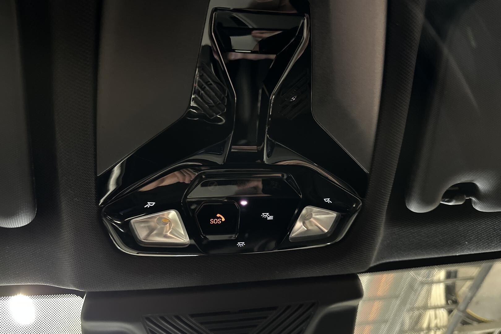 BMW X1 iso kuva 23