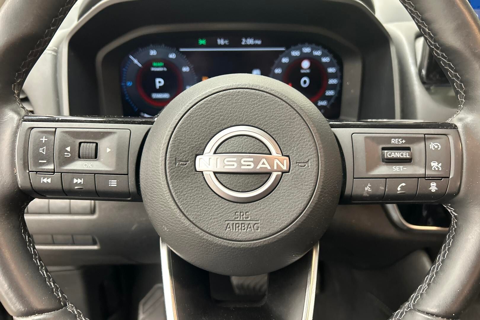 Nissan Qashqai iso kuva 17