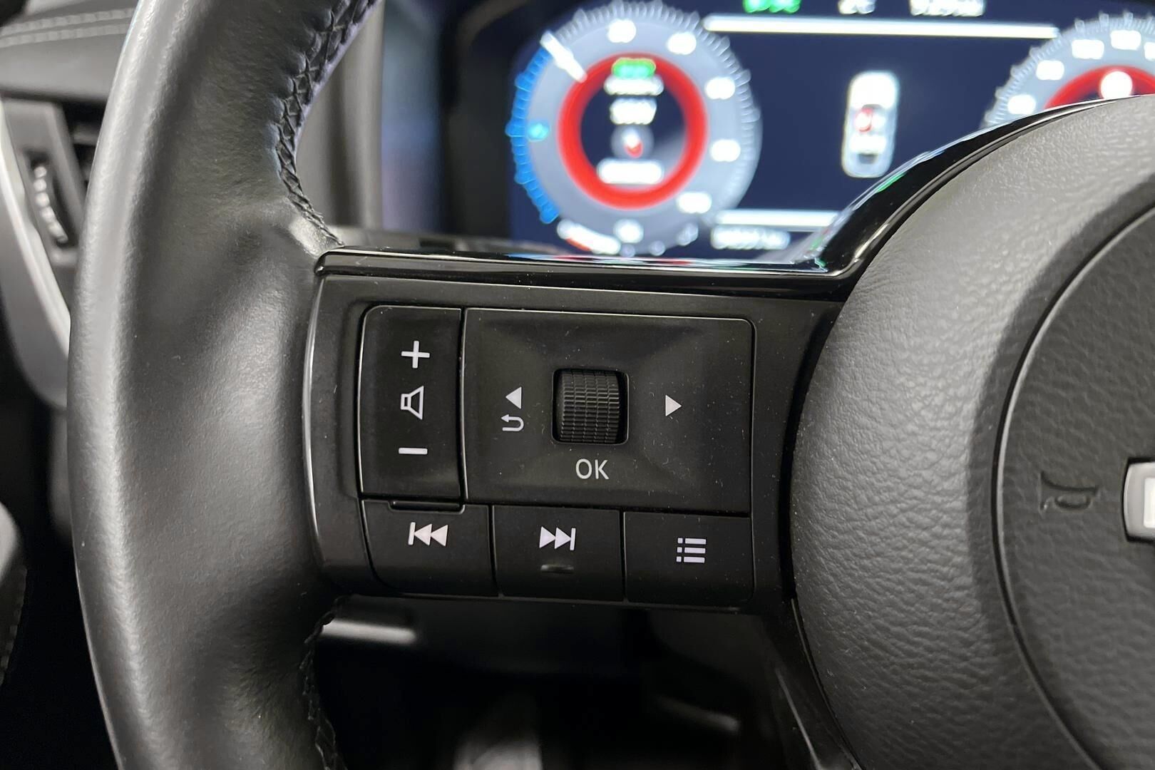 Nissan Qashqai iso kuva 20