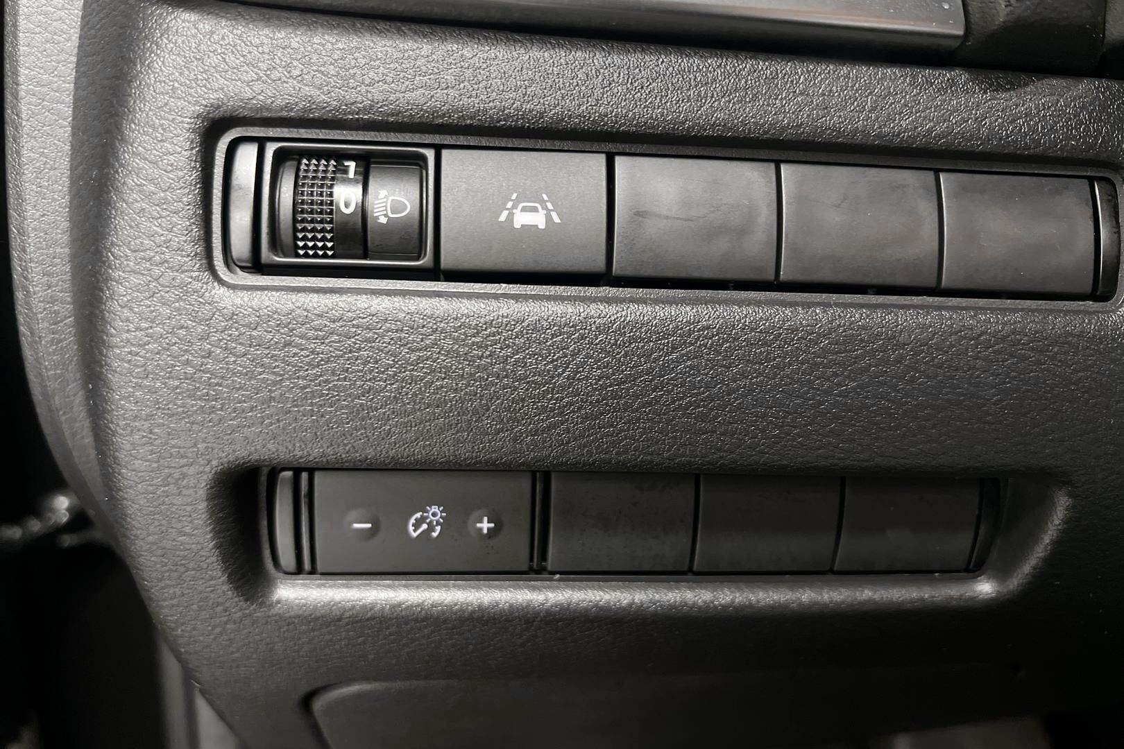 Nissan Qashqai iso kuva 22