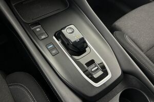 Nissan Qashqai esikatselu 11