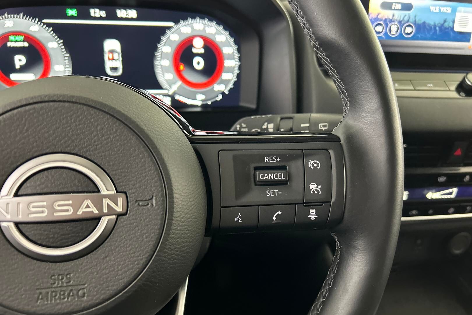 Nissan Qashqai iso kuva 21