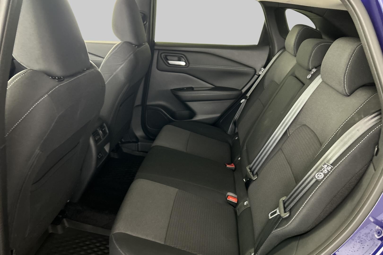 Nissan Qashqai iso kuva 9