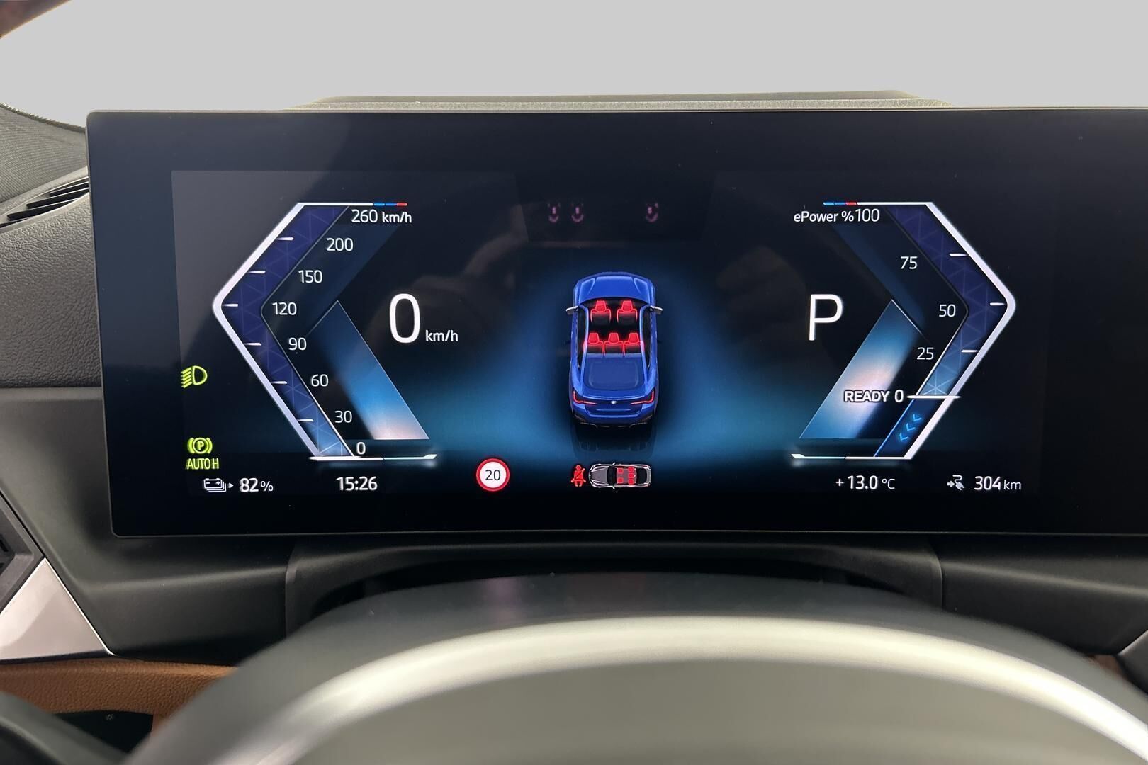 BMW i4 M50 iso kuva 13