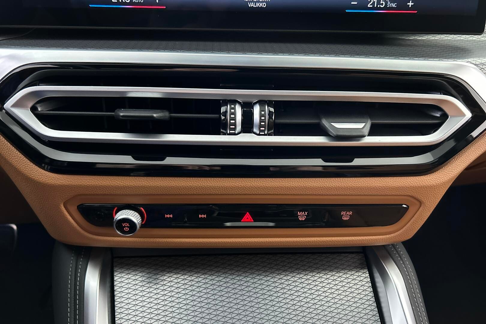 BMW i4 M50 iso kuva 17