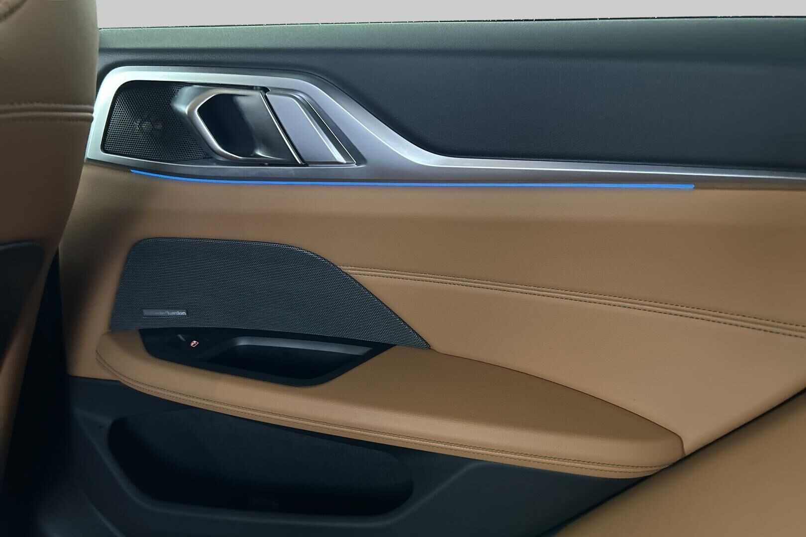 BMW i4 M50 iso kuva 25