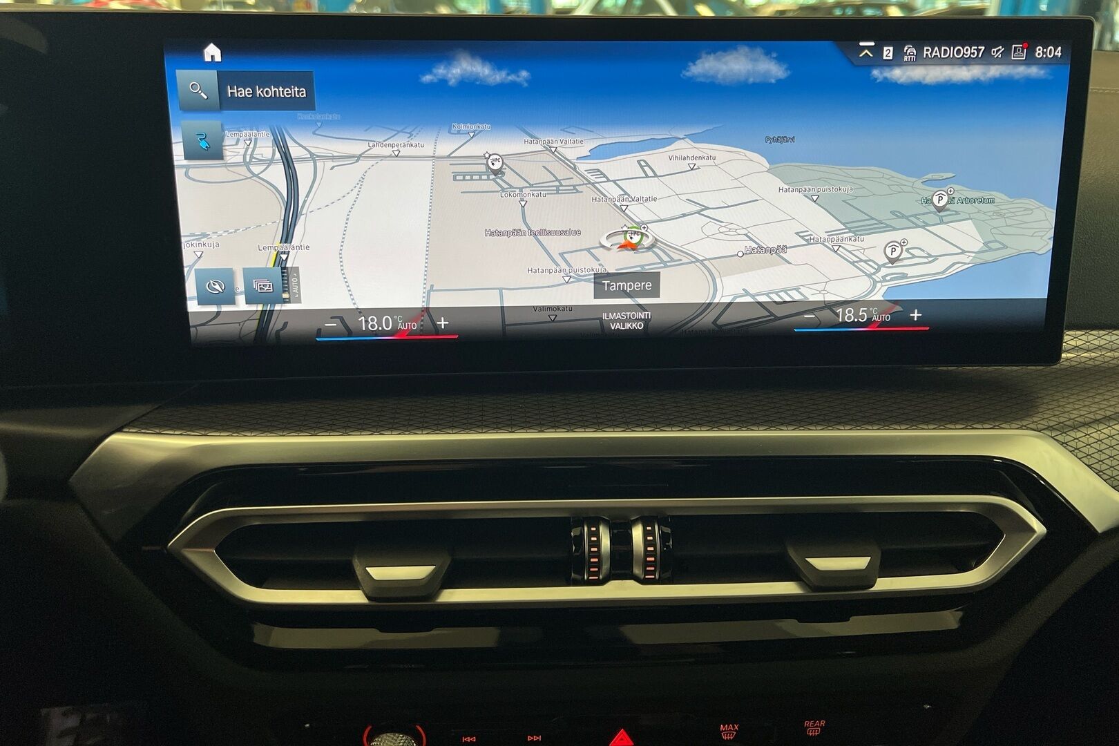 BMW i4 iso kuva 12