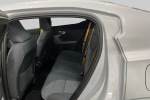 Polestar 2 esikatselu 14