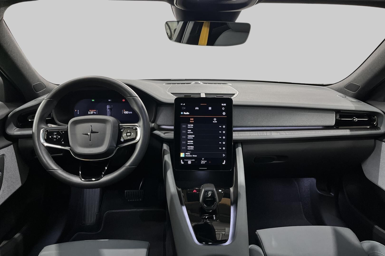 Polestar 2 iso kuva 15