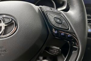 Toyota C-HR esikatselu 15