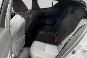 Toyota C-HR esikatselu 8