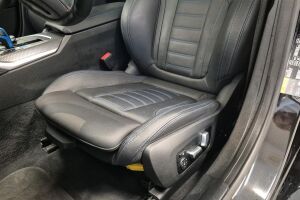 BMW i4 esikatselu 22