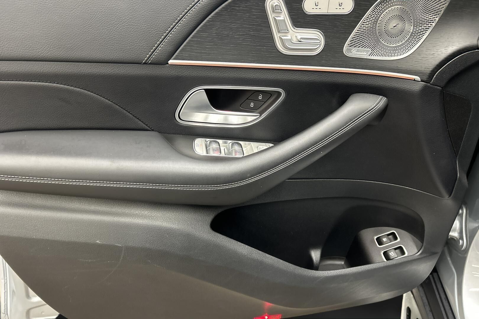Mercedes-Benz GLE iso kuva 14