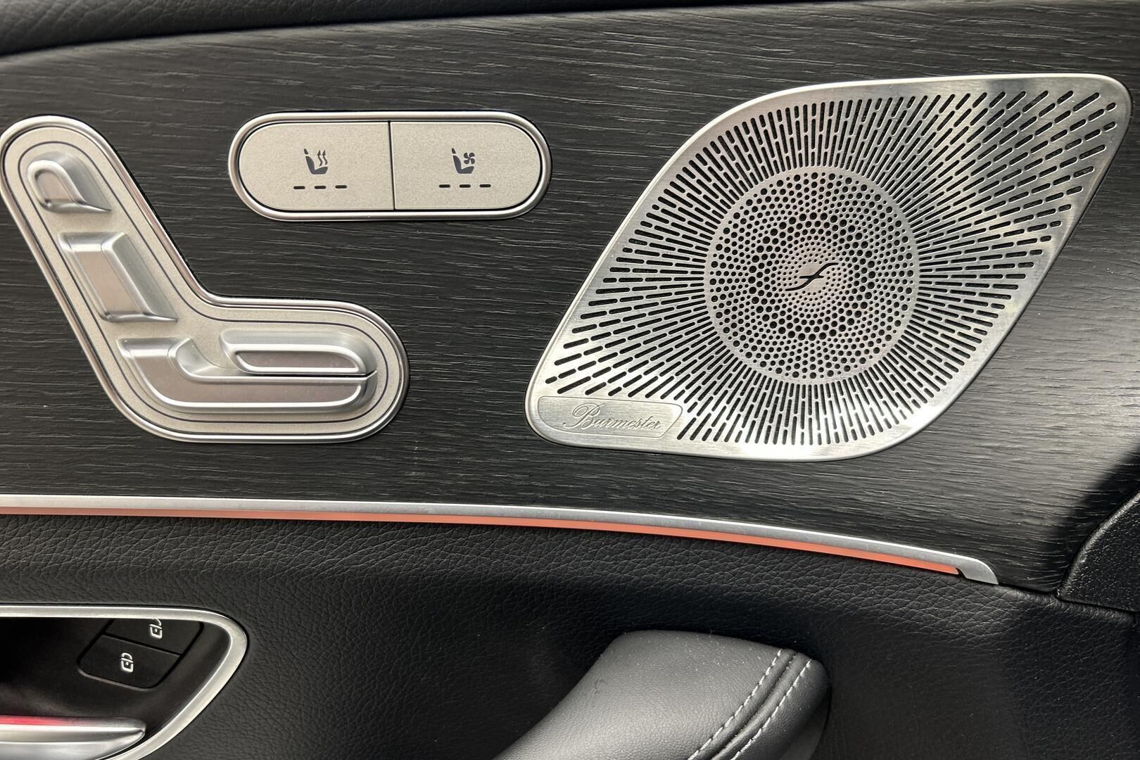Mercedes-Benz GLE iso kuva 15