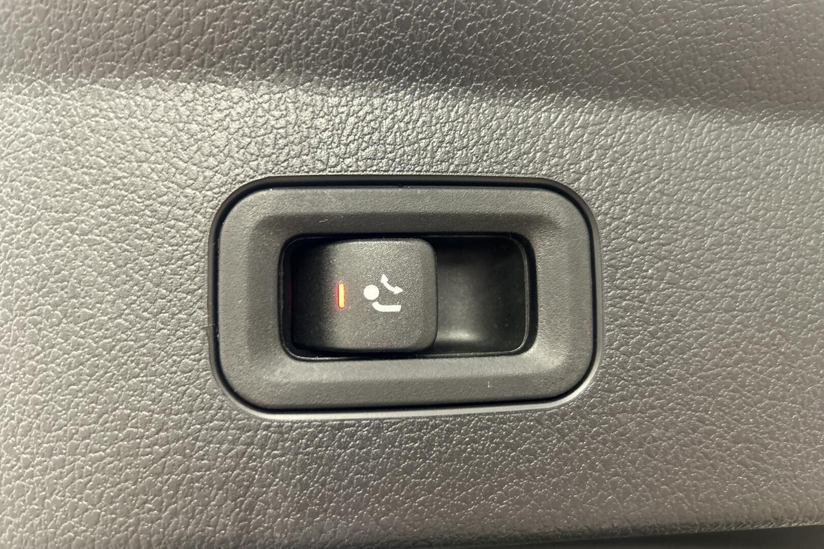 Mercedes-Benz GLE iso kuva 28