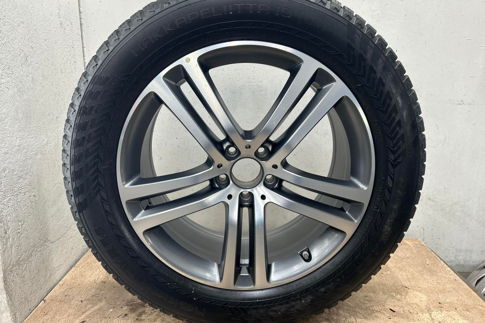 Mercedes-Benz GLE iso kuva 30