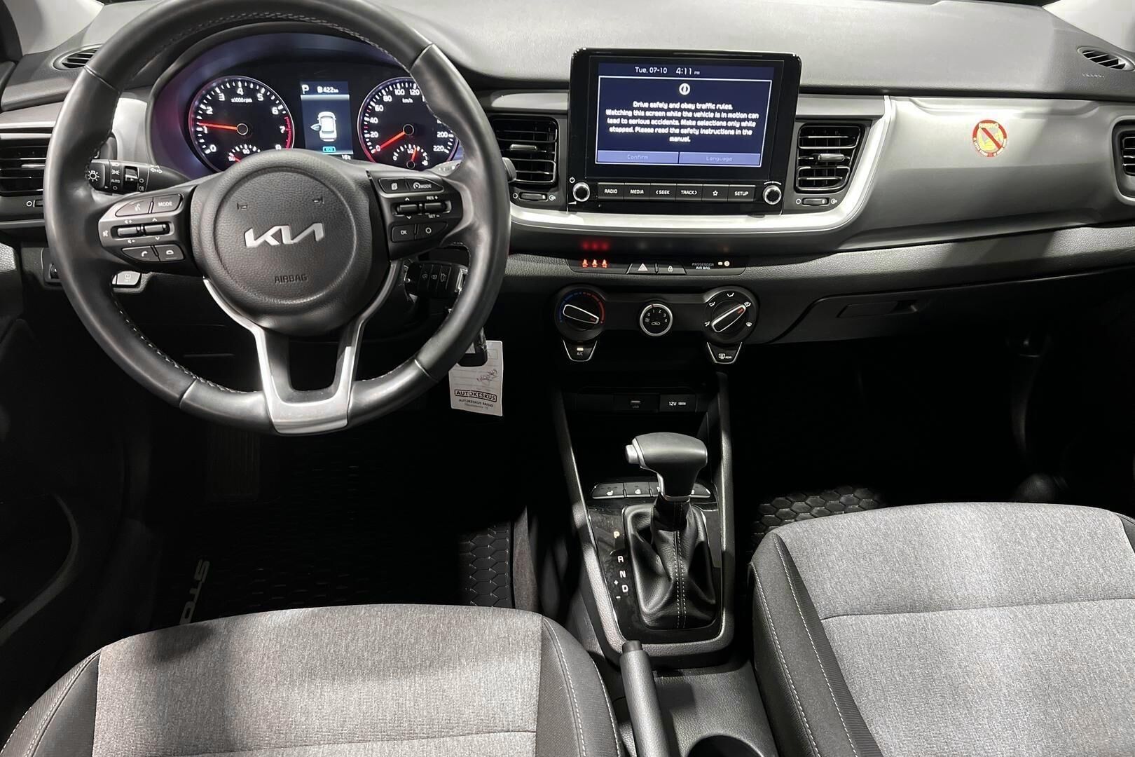 KIA Stonic iso kuva 10