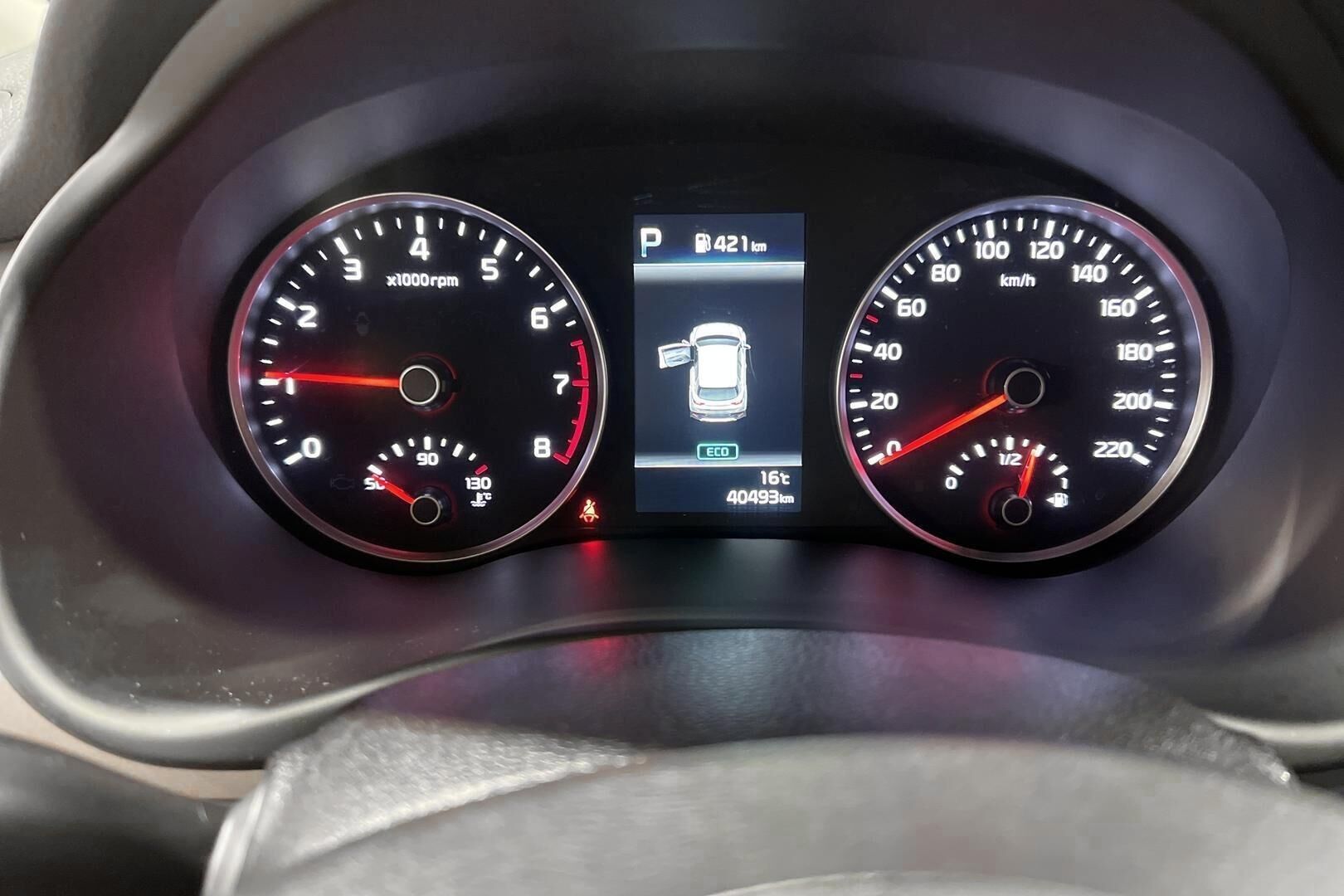 KIA Stonic iso kuva 17