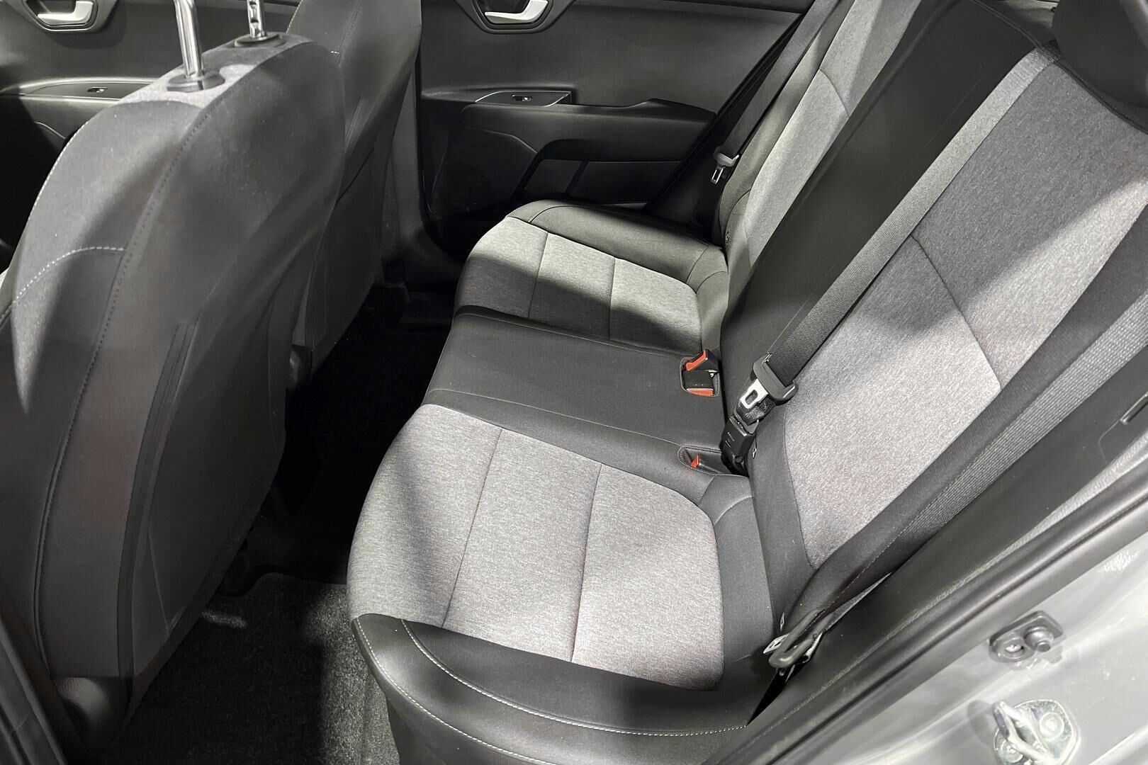 Kia Stonic iso kuva 9