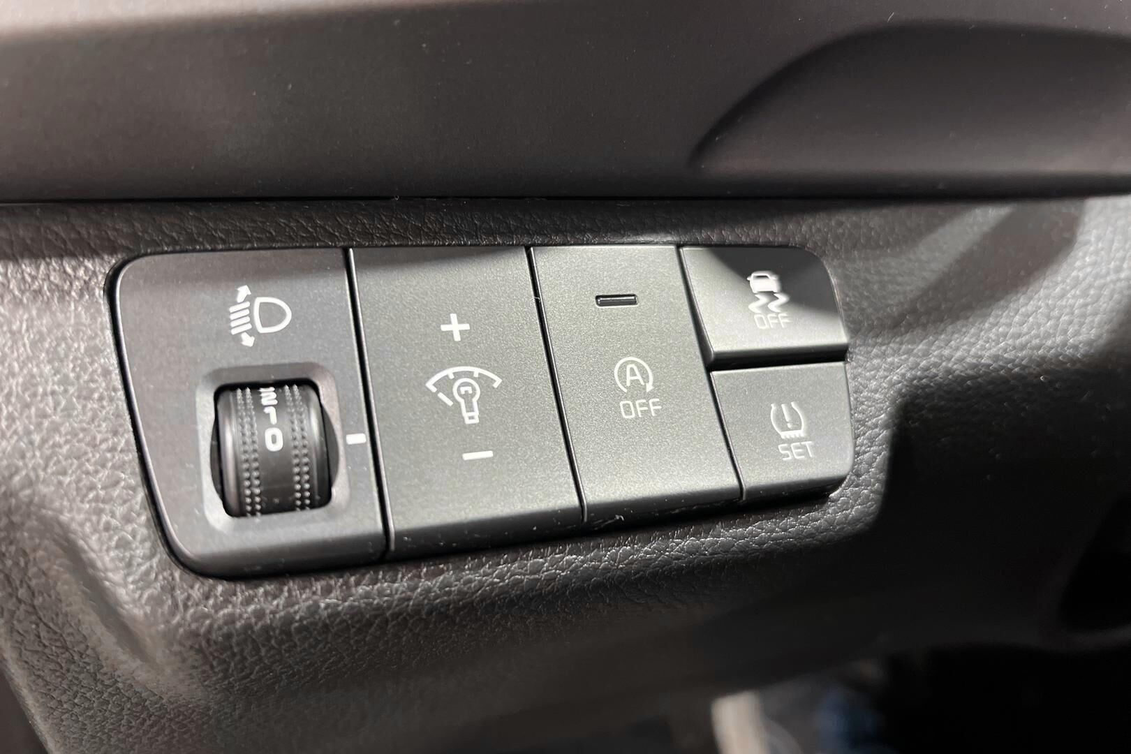 Kia Stonic iso kuva 15