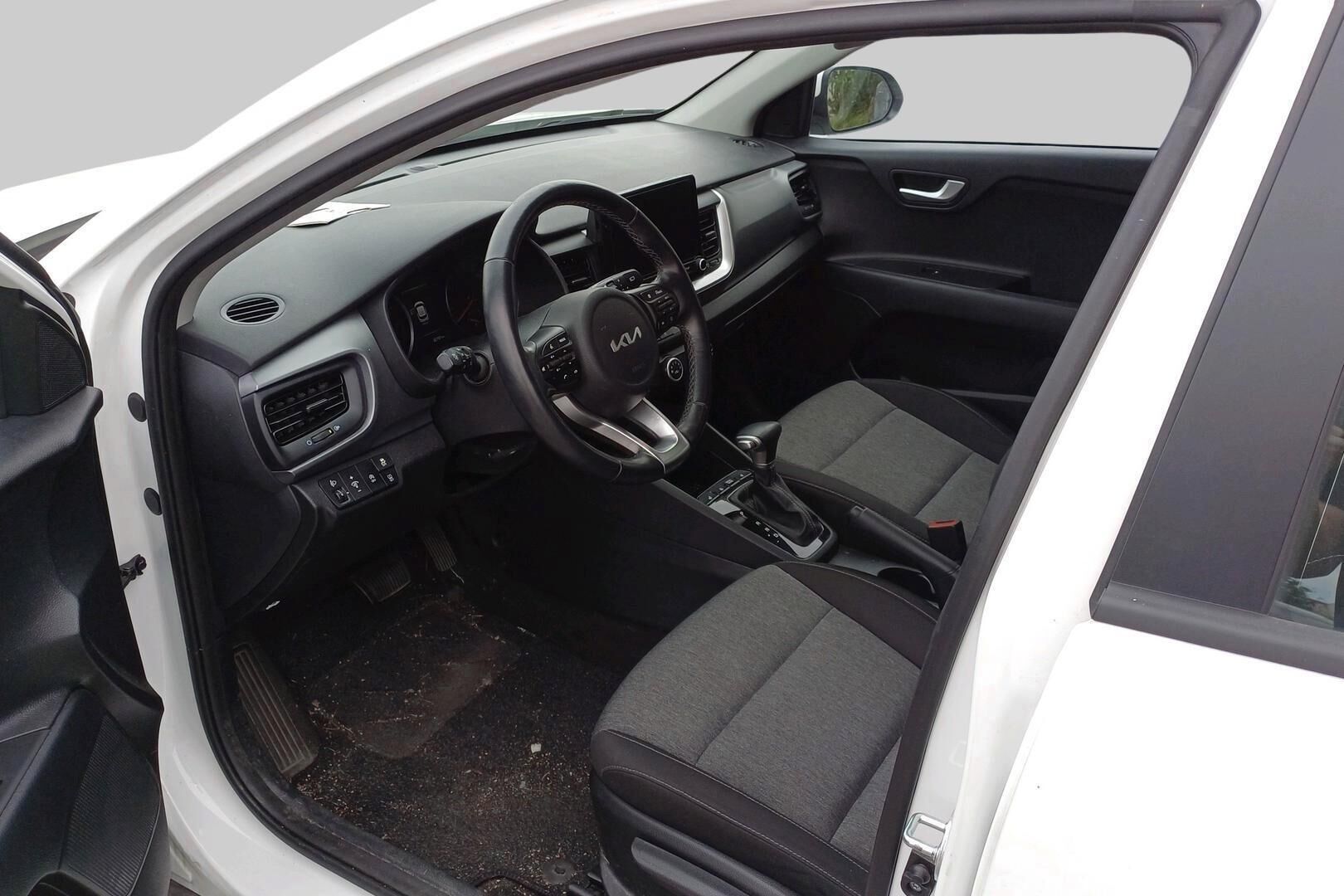 Kia Stonic iso kuva 1