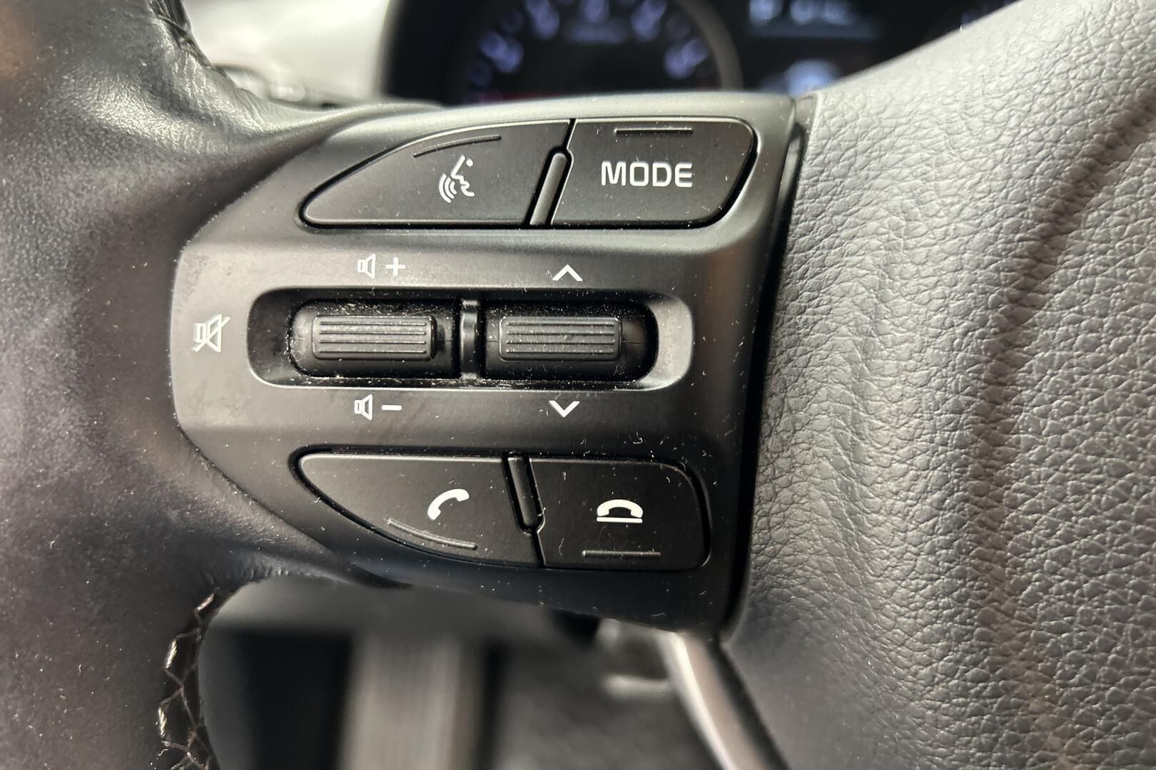 Kia Stonic iso kuva 15