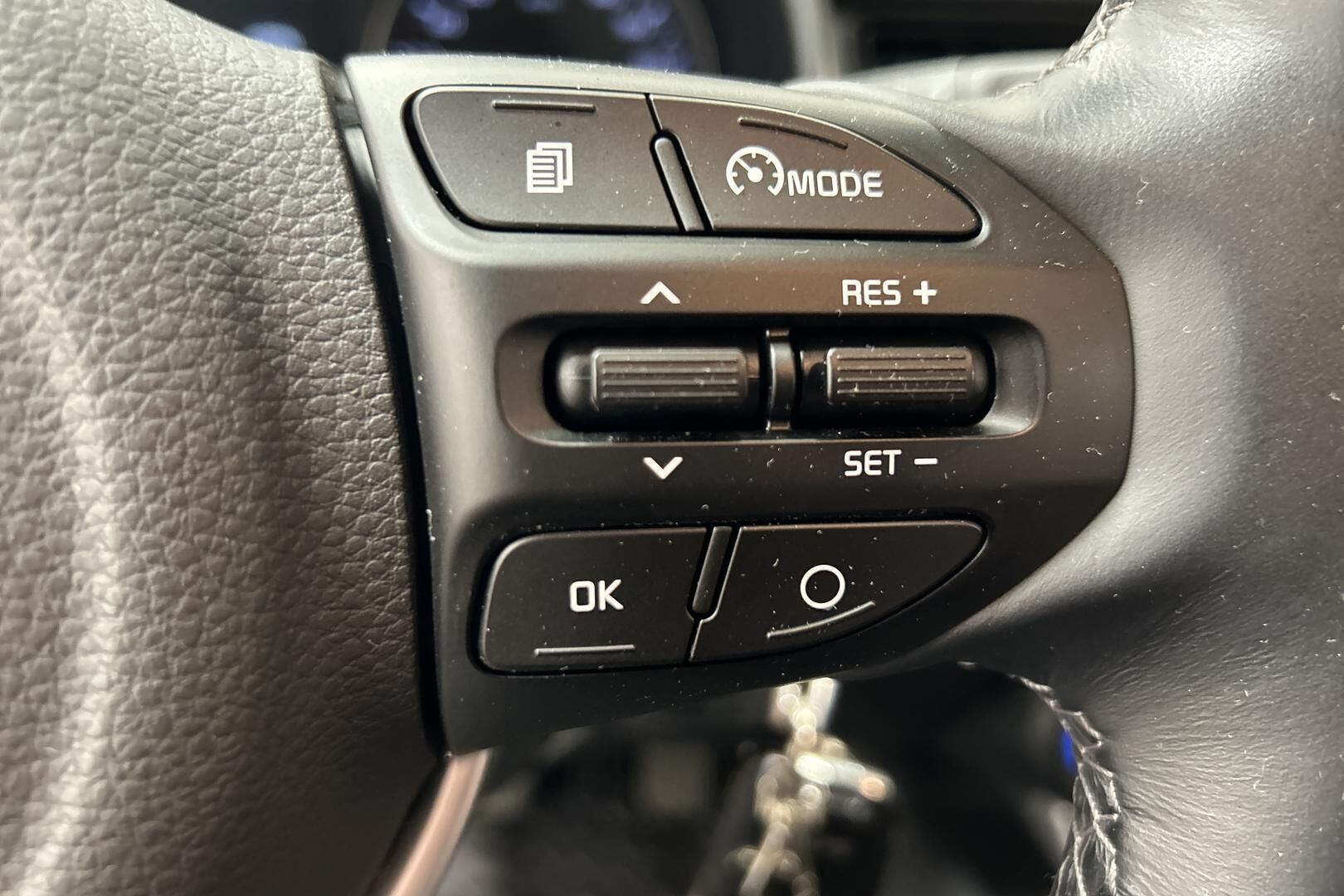 Kia Stonic iso kuva 16