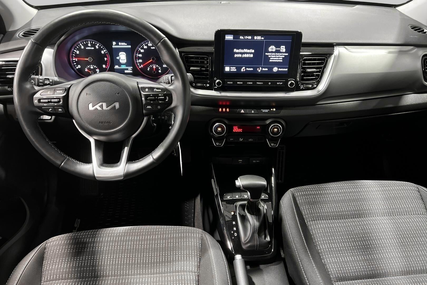 KIA Stonic iso kuva 11